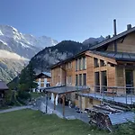Konukevi Esthers 3*