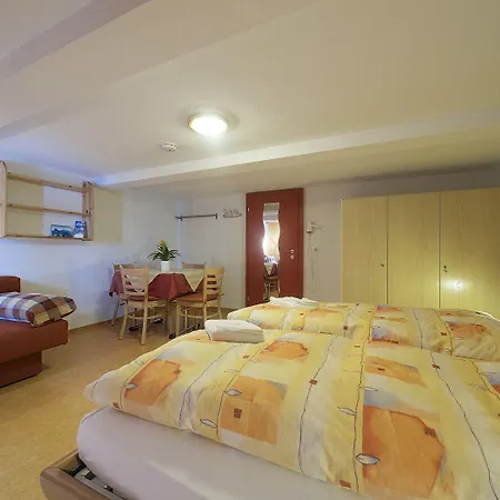 Esthers بيت ضيافة