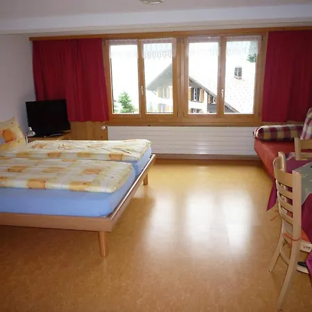 Esthers Guest house 3*